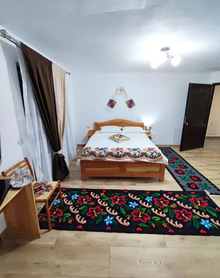 Vila Casa Hatere Moisei Ngoại thất bức ảnh