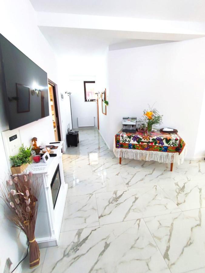 Vila Casa Hatere Moisei Ngoại thất bức ảnh